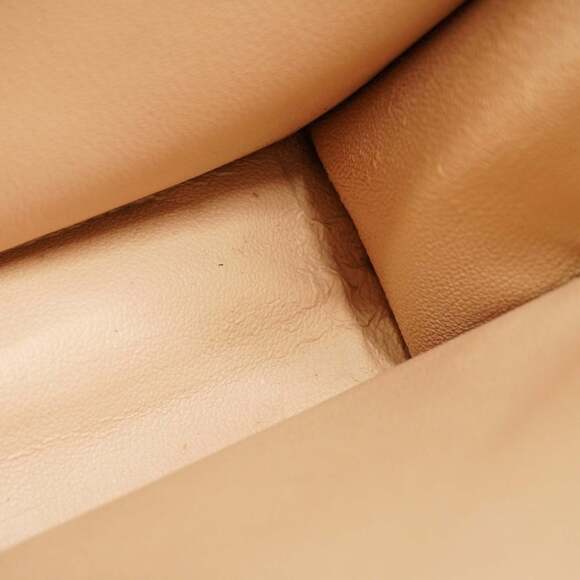 LOUIS VUITTON Brown Monogram Tote Bag - Picture 7 of 13